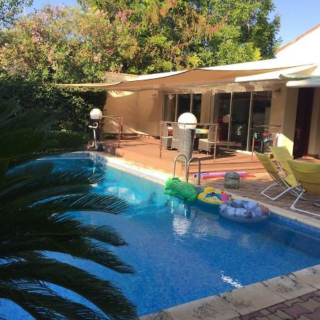 Loft, Avec Piscine Privative Et Parking, A 15 Minutes A Pied Du Centre Ville Et A 20 Mn De La Mer Montpellier Luaran gambar